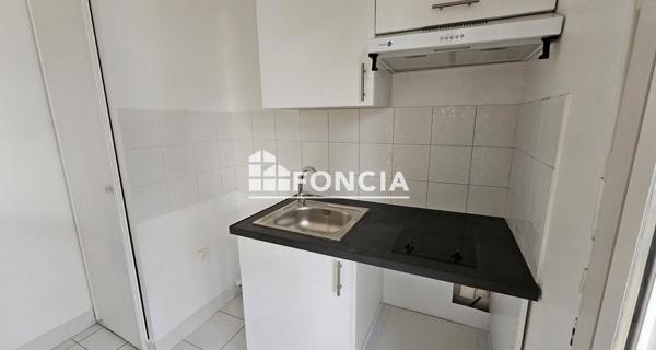 Location Studio 28.15 m² - Saint-maurice 94410