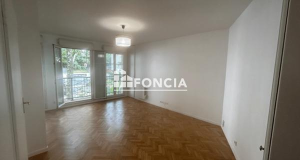 Location Studio 28.15 m² - Saint-maurice 94410