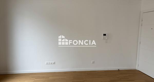Location Appartement 2 pièces 35.15 m² - Fontainebleau 77300