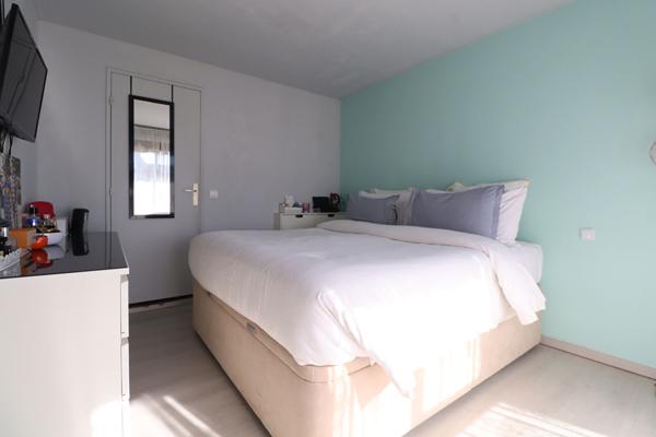 Superbe F4 lumineux avec suite parentale