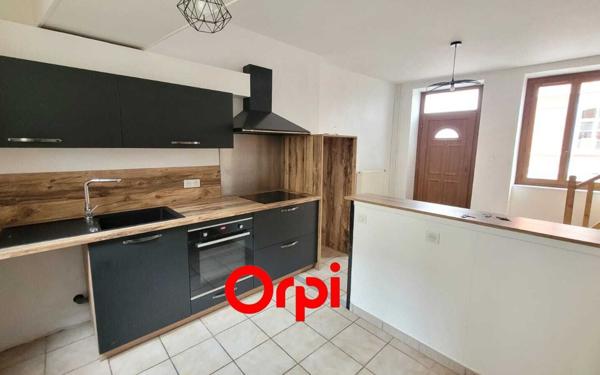 Maison à vendre    5 pièces •  Beaurepaire