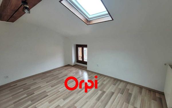 Maison à vendre    5 pièces •  Beaurepaire