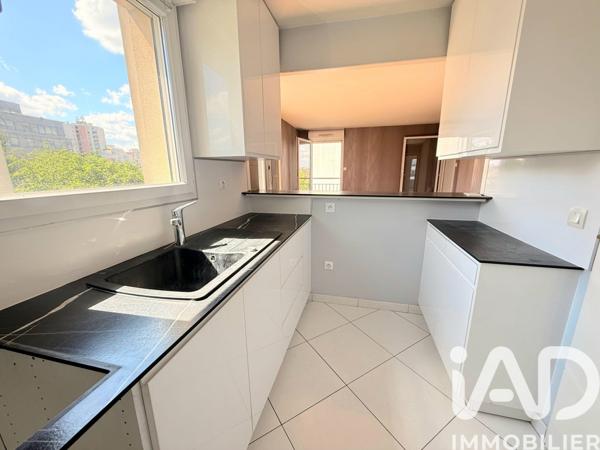Appartement à vendre 4 pièces 63,14 m² Bobigny