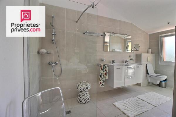 Villa Lorgues 7 pièces 240 m2