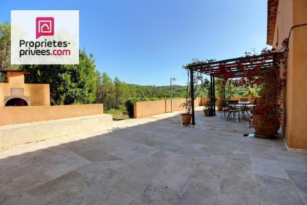Villa Lorgues 7 pièces 240 m2