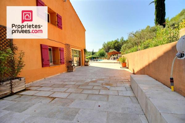 Villa Lorgues 7 pièces 240 m2