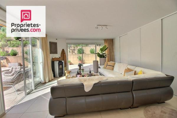 Villa Lorgues 7 pièces 240 m2