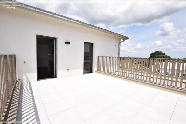 À VENDRE – T3 avec grande terrasse – Dernier étage – stationnement – Saint-Bonnet-de-Mure