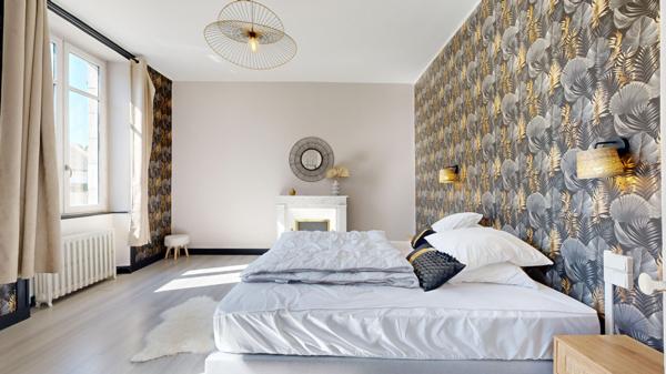 Vente Maison259 m² - 11 Pièces - VILLEDIEU LES POELES (50800)