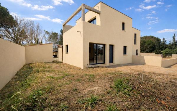 Maison à louer    4 pièces •  Agde