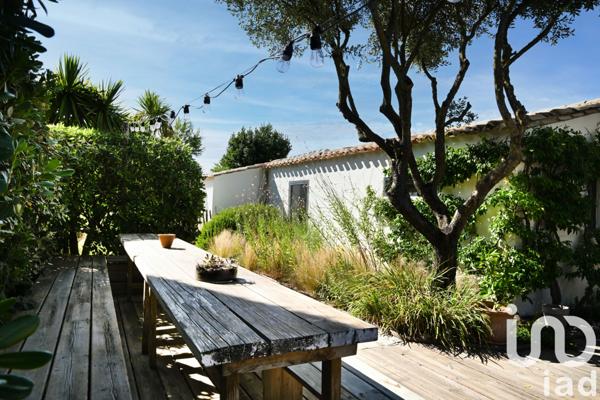 Maison à vendre 7 pièces 187 m² Sainte-Marie-de-Ré