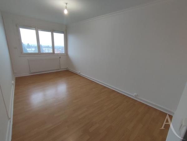 Appartement T2 avec balcon et place de parking