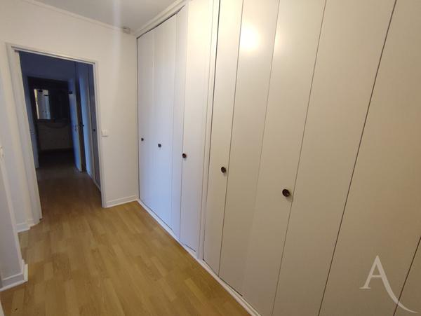 Appartement T2 avec balcon et place de parking