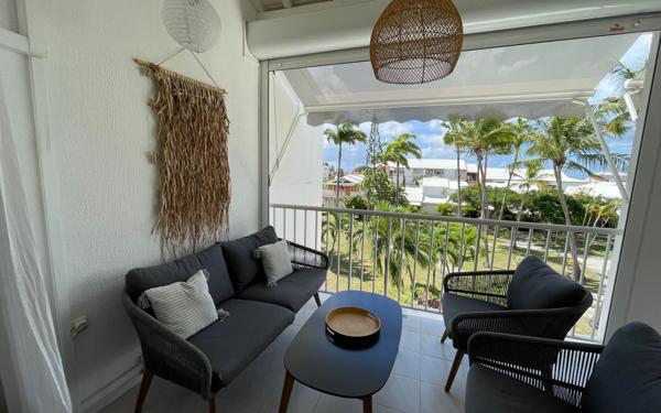 Appartement à vendre    3 pièces • 46,81 m2 Saint-François