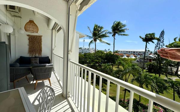 Appartement à vendre    3 pièces • 46,81 m2 Saint-François