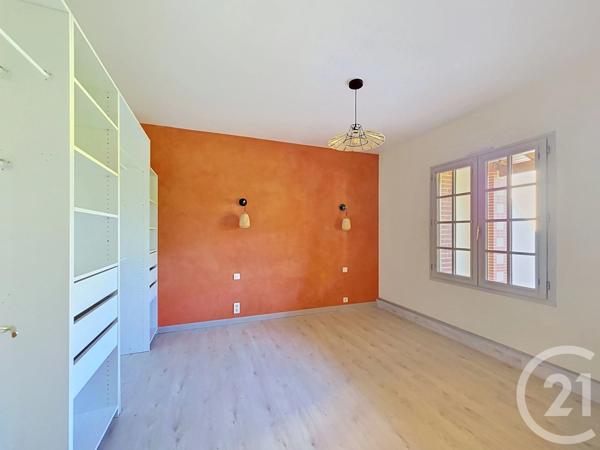 Maison à vendre  10 pièces - 205 m 2   MONTREVAULT SUR EVRE  - 49