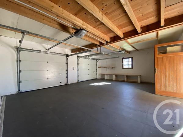 Maison à vendre  10 pièces - 205 m 2   MONTREVAULT SUR EVRE  - 49