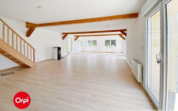 Maison à vendre    8 pièces • 215 m2 Muids