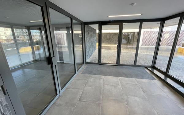 Appartement à vendre    1 pièce • 29 m2 Bezannes