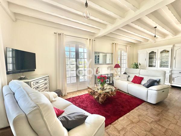 Belle propriété familiale de 170 m² avec piscine à Audenge
