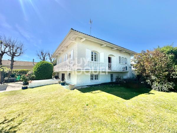 Belle propriété familiale de 170 m² avec piscine à Audenge