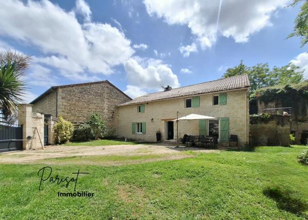 MAISON EN PIERRE ENTIEREMENT RENOVEE DE 150 M² AVEC TERRAIN DE 1 200 M² ET ESPACES TROGLODYTES