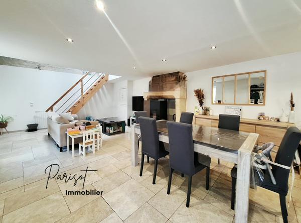 MAISON EN PIERRE ENTIEREMENT RENOVEE DE 150 M² AVEC TERRAIN DE 1 200 M² ET ESPACES TROGLODYTES