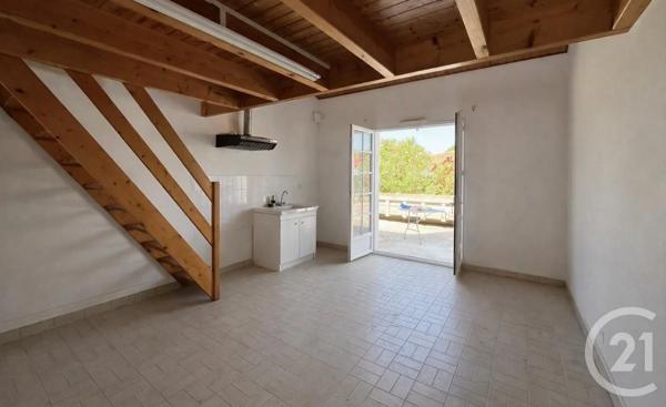 Maison à vendre  3 pièces - 33,60 m 2   LE FENOUILLER  - 85