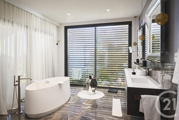 Maison à vendre  6 pièces - 395,85 m2 NICE - 06