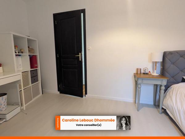 Maison contemporaine avec piscine chauffée et 1,8 hectare clos