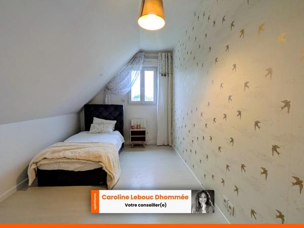 Maison contemporaine avec piscine chauffée et 1,8 hectare clos
