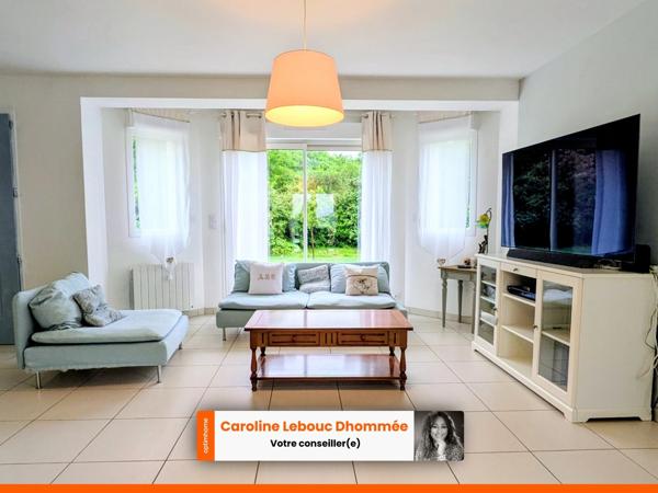 Maison contemporaine avec piscine chauffée et 1,8 hectare clos