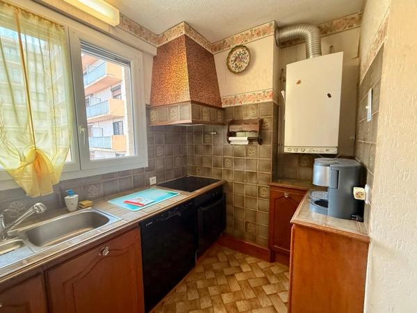 Rare à la vente : Appartement à vendre 4 pièces avec vue d'exception sur la cité de Carcassonne. Prix de vente : 124200€