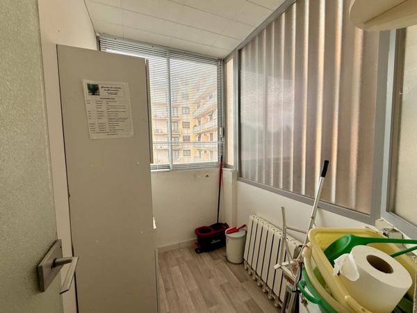 Rare à la vente : Appartement à vendre 4 pièces avec vue d'exception sur la cité de Carcassonne. Prix de vente : 124200€