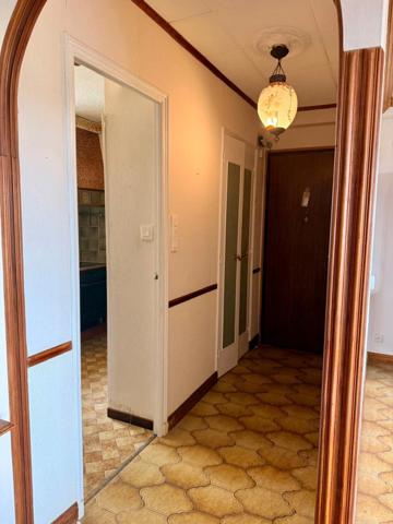 Rare à la vente : Appartement à vendre 4 pièces avec vue d'exception sur la cité de Carcassonne. Prix de vente : 124200€