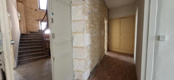 Appartement à vendre 5 pièces MONTIGNAC (24)