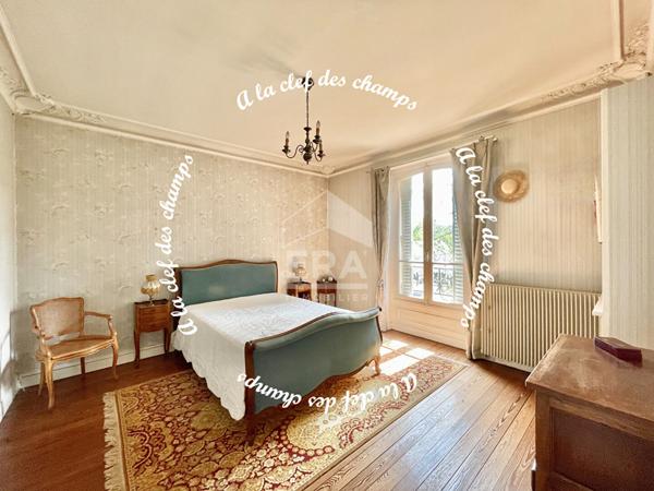 Maison Saint Remy Les Chevreuse 8 pièce(s) 203 m2