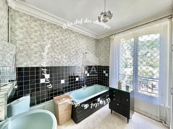 Maison Saint Remy Les Chevreuse 8 pièce(s) 203 m2