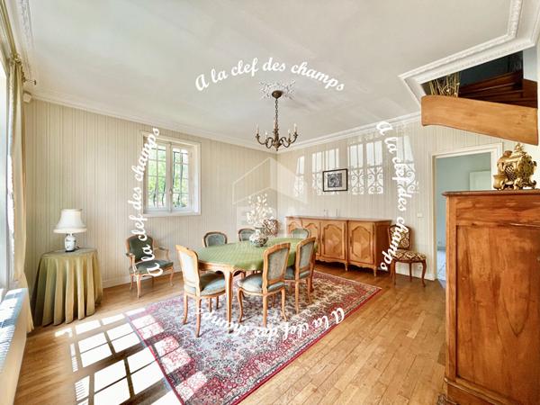 Maison Saint Remy Les Chevreuse 8 pièce(s) 203 m2