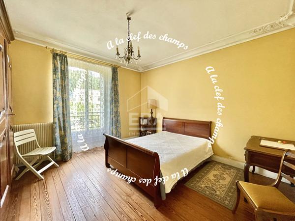 Maison Saint Remy Les Chevreuse 8 pièce(s) 203 m2