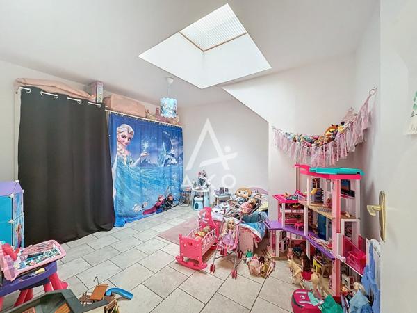 IMMEUBLE DHABITATION EN CENTRE-VILLE DE SENONCHES (28250) - RENTABILITÉ LOCATIVE ATTRACTIVE