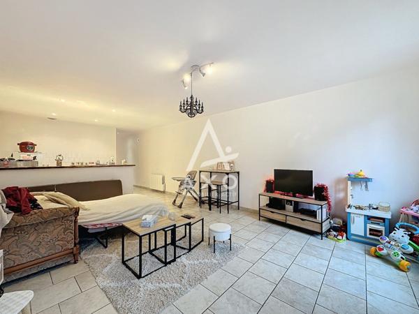 IMMEUBLE DHABITATION EN CENTRE-VILLE DE SENONCHES (28250) - RENTABILITÉ LOCATIVE ATTRACTIVE