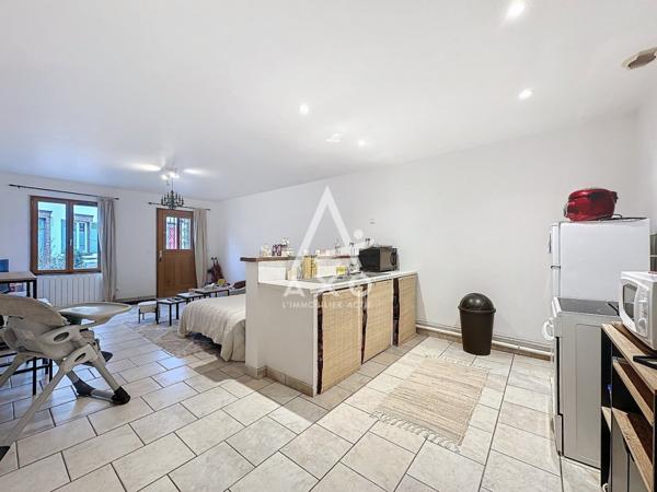 IMMEUBLE DHABITATION EN CENTRE-VILLE DE SENONCHES (28250) - RENTABILITÉ LOCATIVE ATTRACTIVE