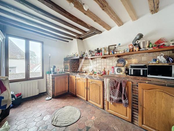 IMMEUBLE DHABITATION EN CENTRE-VILLE DE SENONCHES (28250) - RENTABILITÉ LOCATIVE ATTRACTIVE