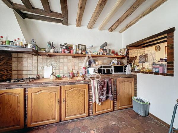 IMMEUBLE DHABITATION EN CENTRE-VILLE DE SENONCHES (28250) - RENTABILITÉ LOCATIVE ATTRACTIVE