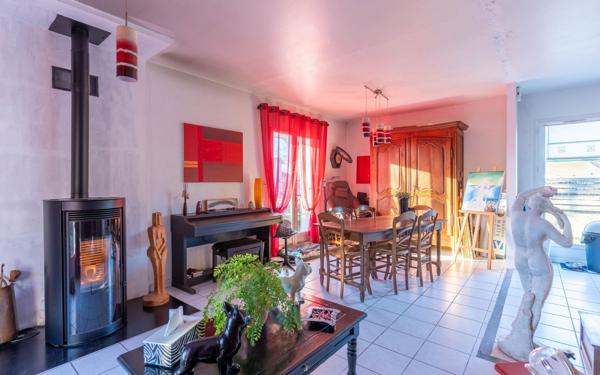 Maison à vendre    4 pièces •  Labouheyre