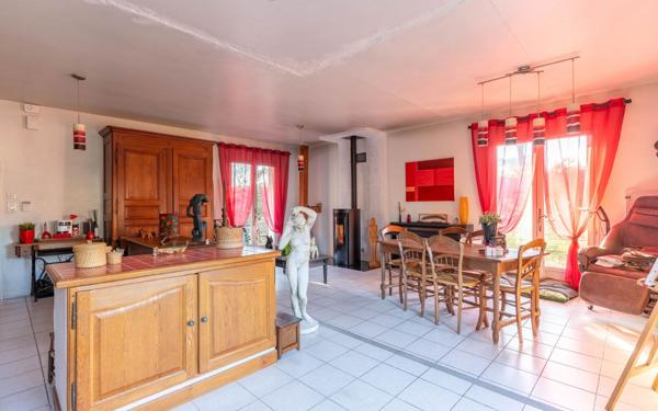 Maison à vendre    4 pièces •  Labouheyre