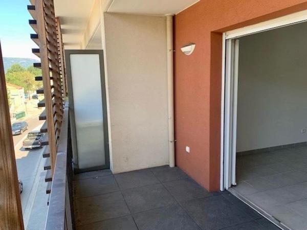 Appartement à COGOLIN, 83310 - 2 pièces 37m²