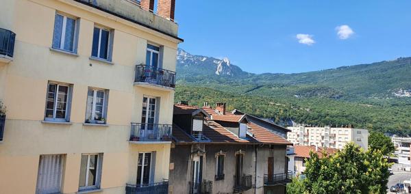 Appartement · Location Fontaine (38600) 4 pièces · 90m²