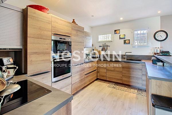 A VENDRE EN EXCLUSIVITE à TRANS PROVENCE - Maison Trans En Provence 4 pièces 137 m² avec PISCINE et GARAGE